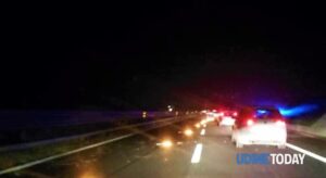 Incidente-mortale-in-autostrada-tragico-impatto-sullo-spartitraffico