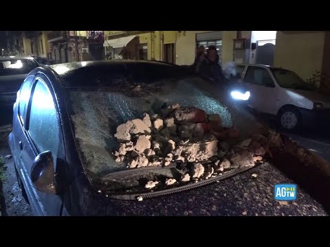 Flegrei: Terremoto e Paura a Napoli