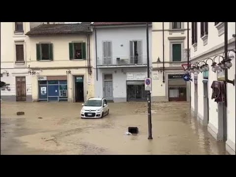 Sesto Fiorentino sommersa dal fango