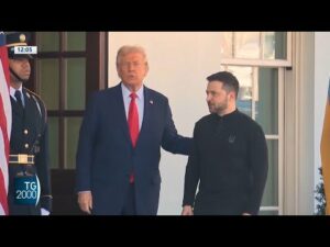 Ucraina: Trump e Zelensky, missili continuano